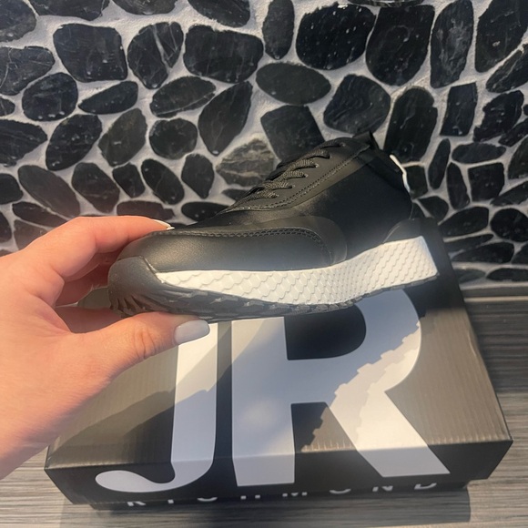 John Richmond embossed low top silver sneakers - Picture 4 of 13